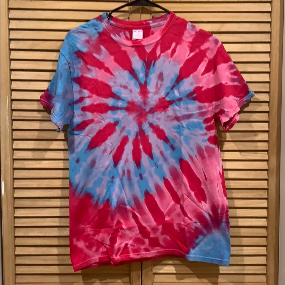 Tie dye tee